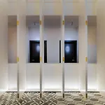 H10 Metropolitan 4* Sup Hotel
