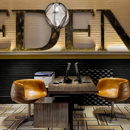 Hotel H10 Metropolitan 4* Sup