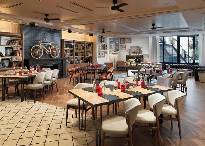 Hotel H10 Metropolitan 4* Sup