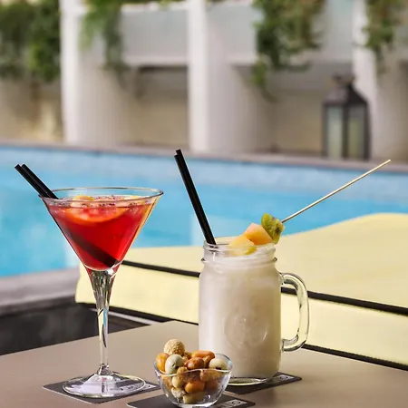 Hotel H10 Metropolitan 4* Sup