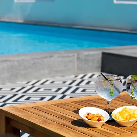 Hotel H10 Metropolitan 4* Sup
